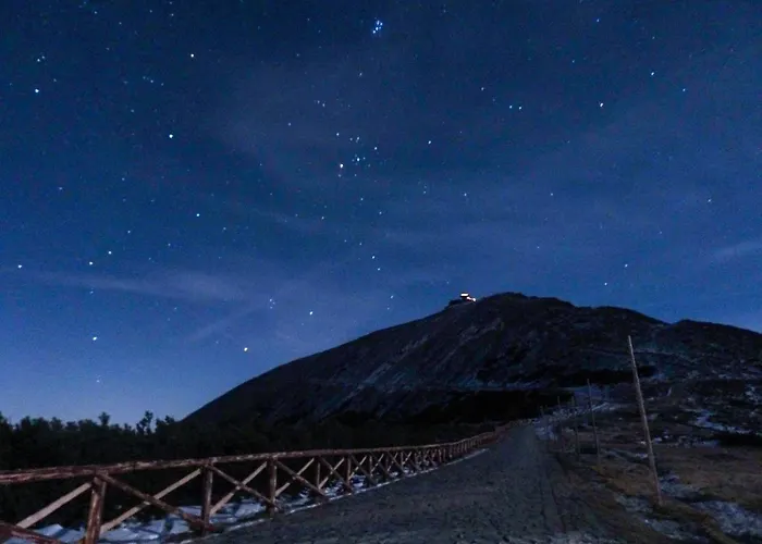 Przy Stoku Trojkaty I Kwadraty Karpatia Lägenhet *